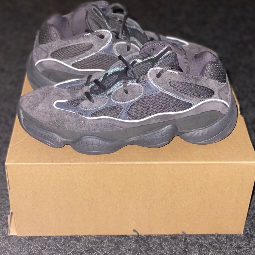 Yeezy Boost 500